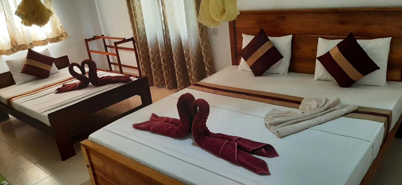 Hotel Treasure House Tourist Rest Anuradhapura Zewnętrze zdjęcie