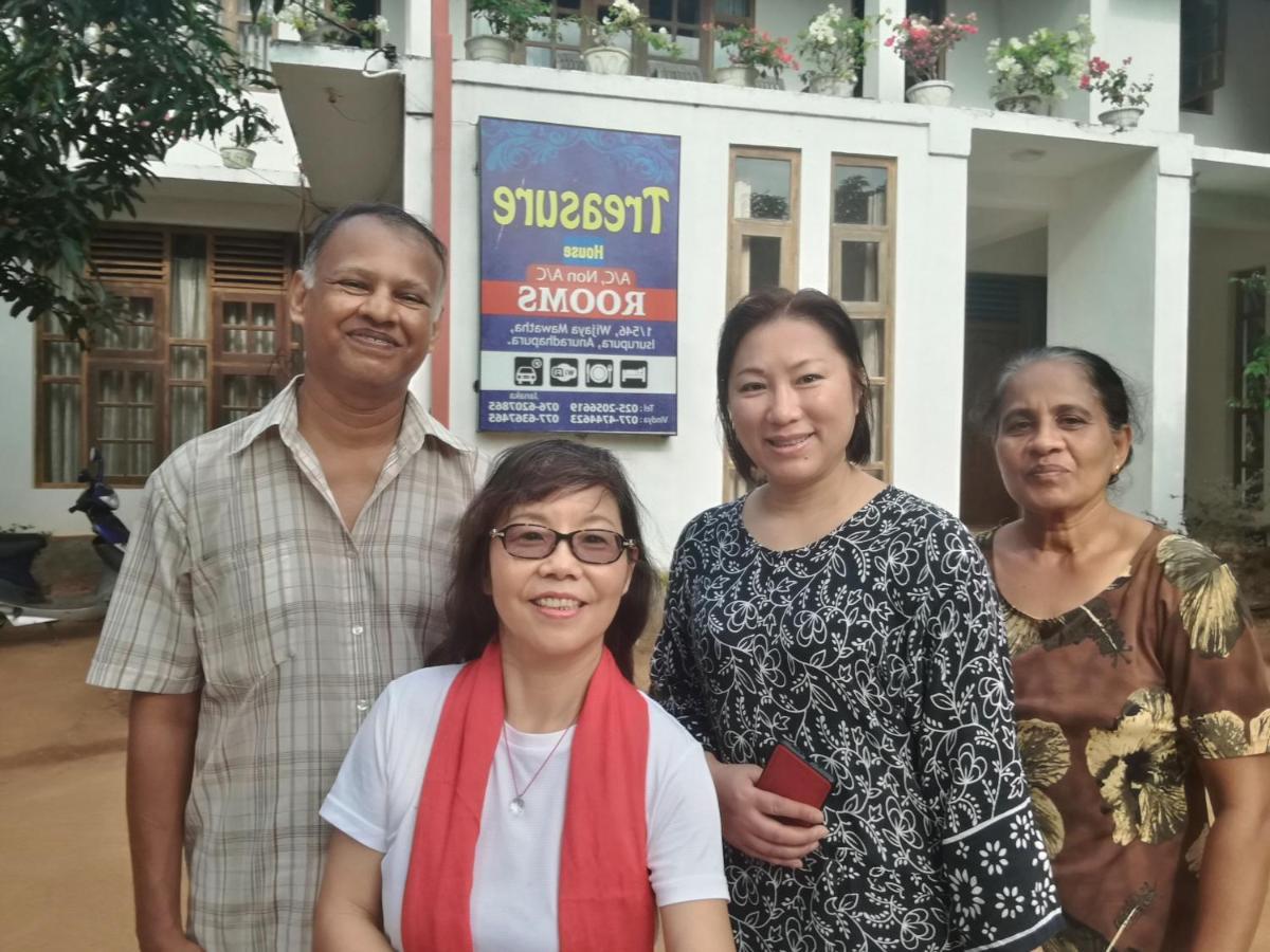 Hotel Treasure House Tourist Rest Anuradhapura Zewnętrze zdjęcie